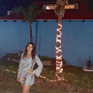 Meet your Posher, Ayla